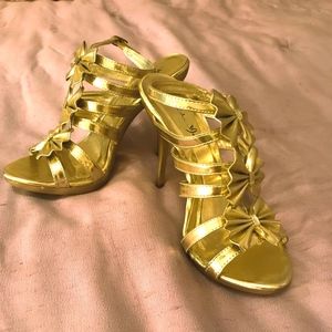 New Marichi Mani Gold High Heel Evening Shoes